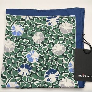 100% NWT KITON Silk Pocket Square Green - White - Blue. (15 X 15)